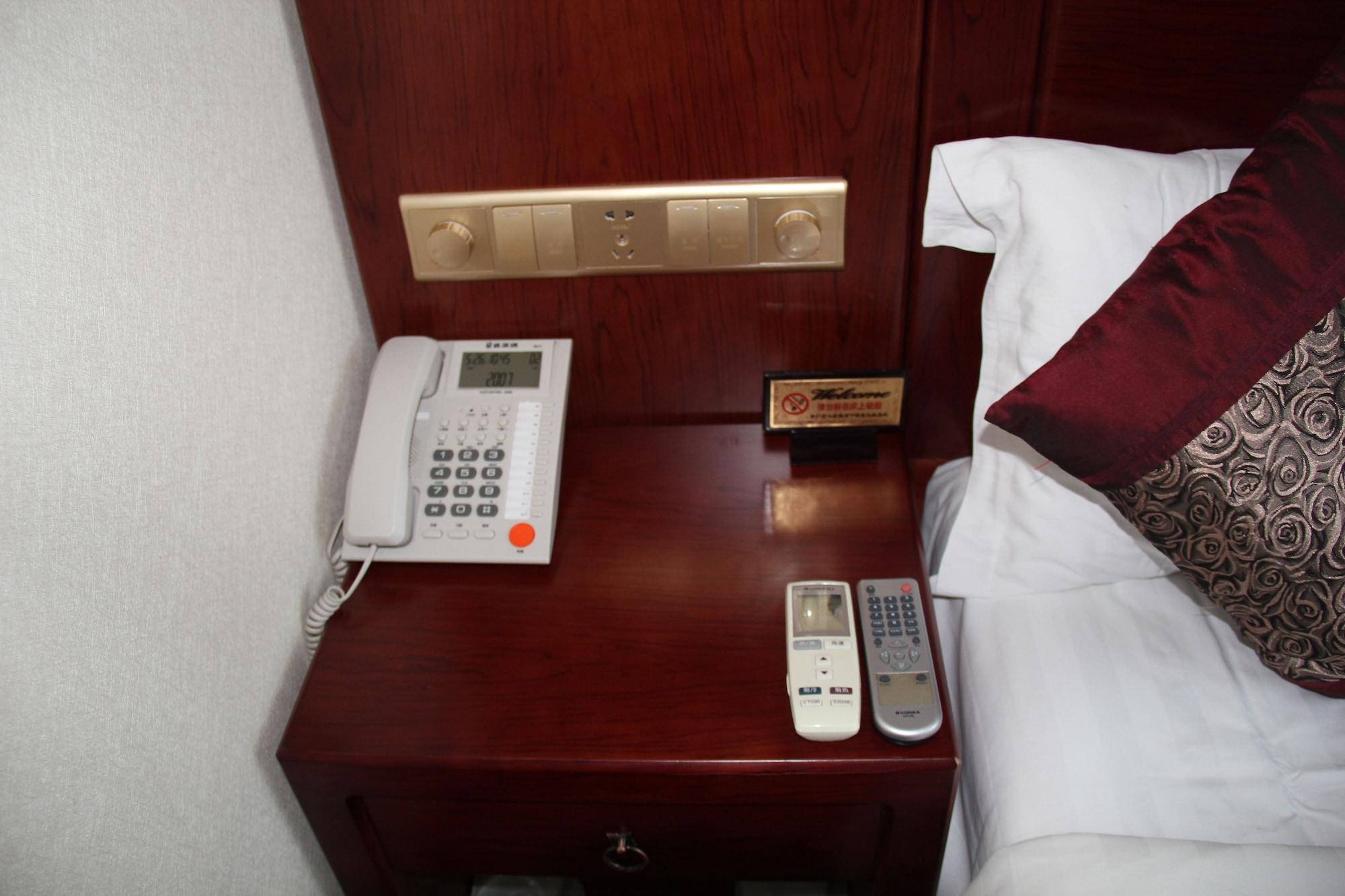 King Parkview Hotel Beijing Exterior photo